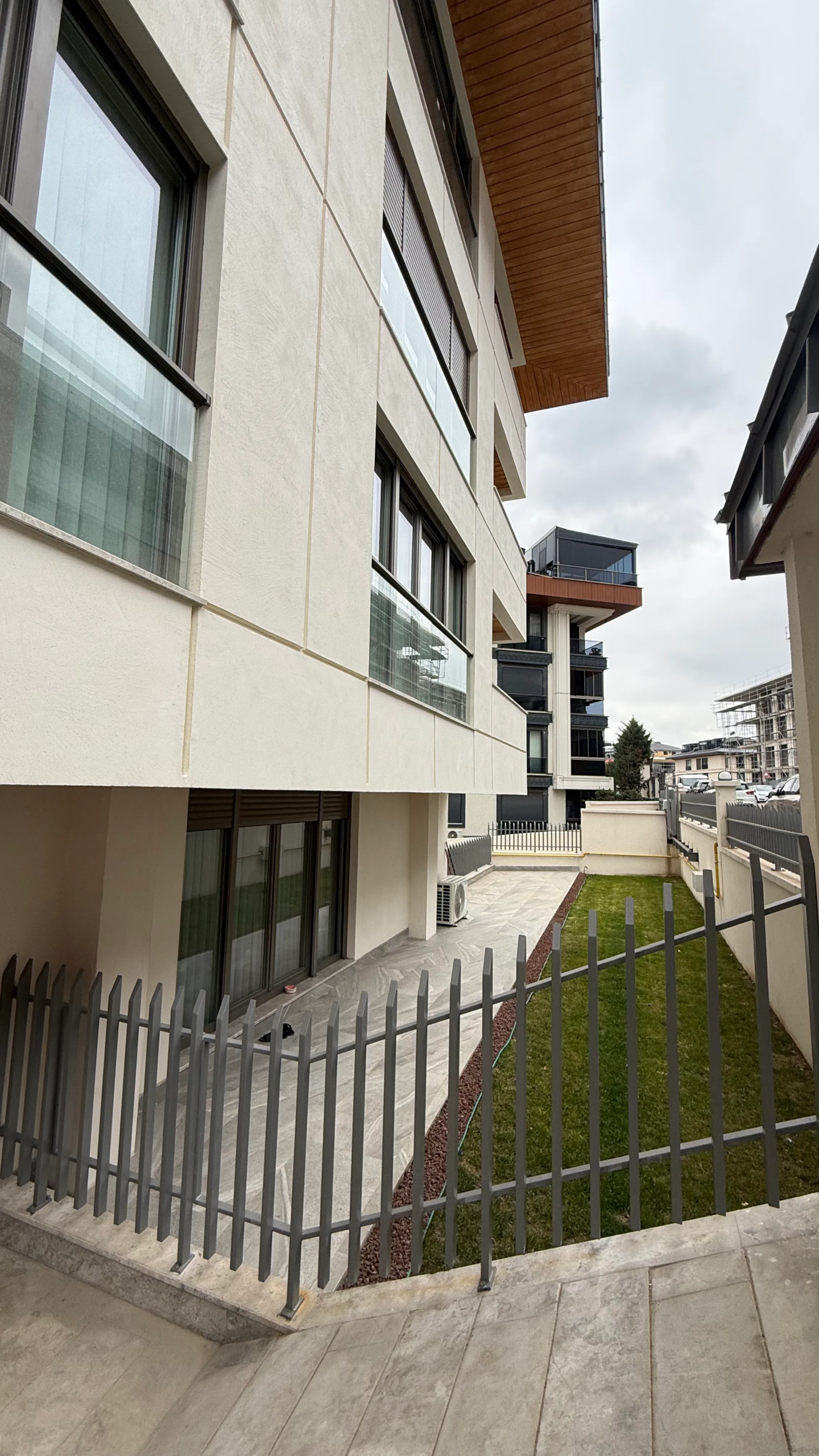 Çengelköy’ün EN Güzel Sokağında Sıfır 3+2 Dubleks Daire