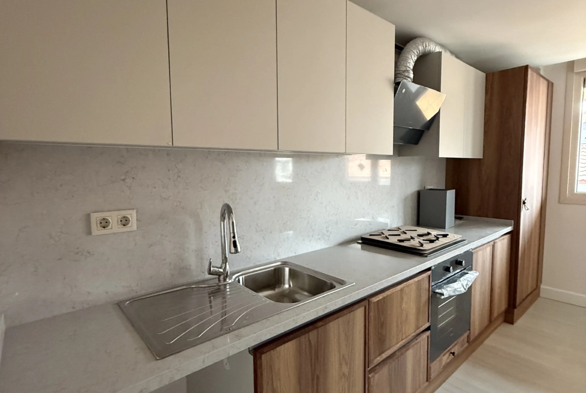 Çengelköy’ün EN Güzel Sokağında Sıfır 3+2 Dubleks Daire