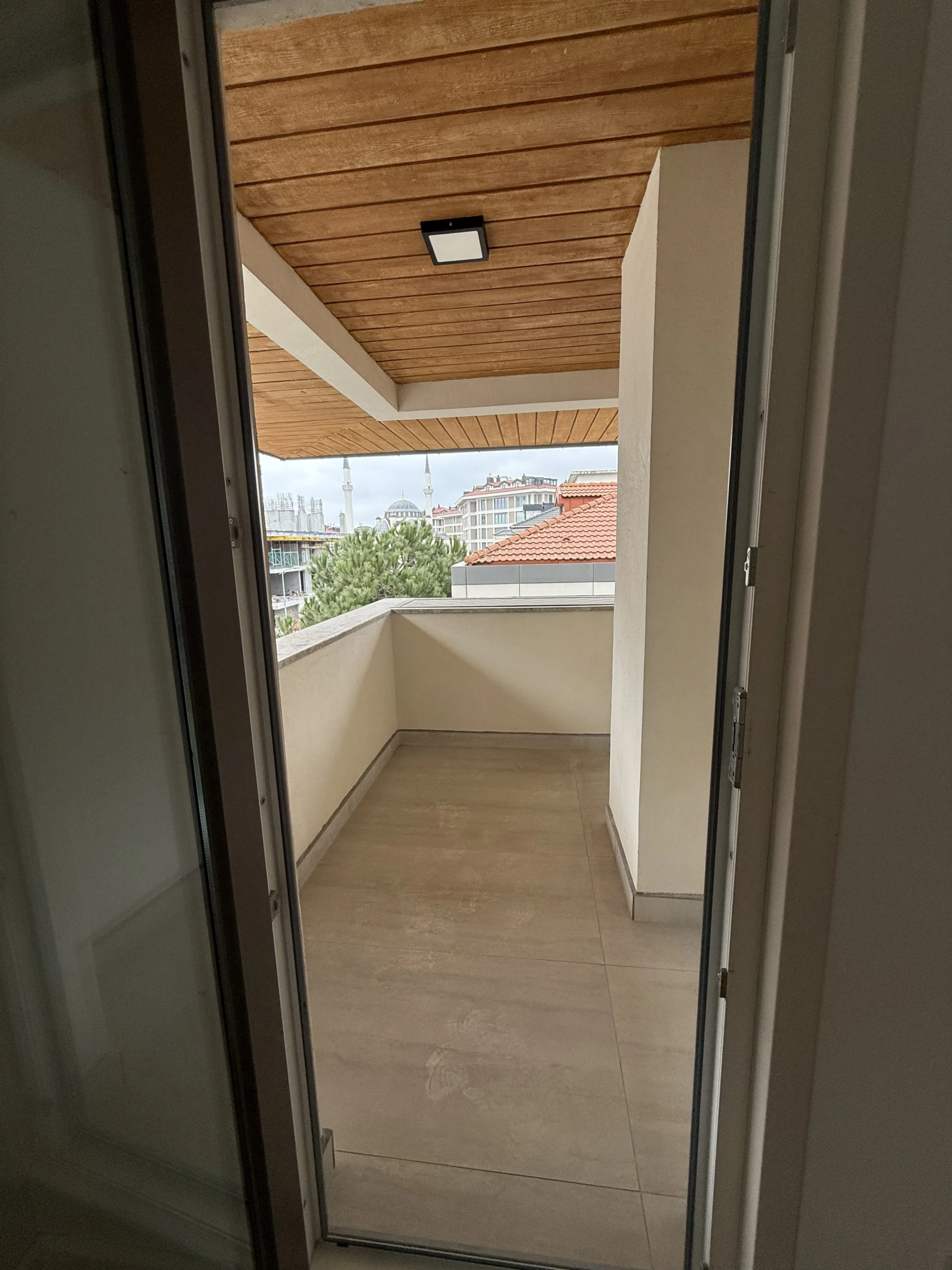 Çengelköy’ün EN Güzel Sokağında Sıfır 3+2 Dubleks Daire