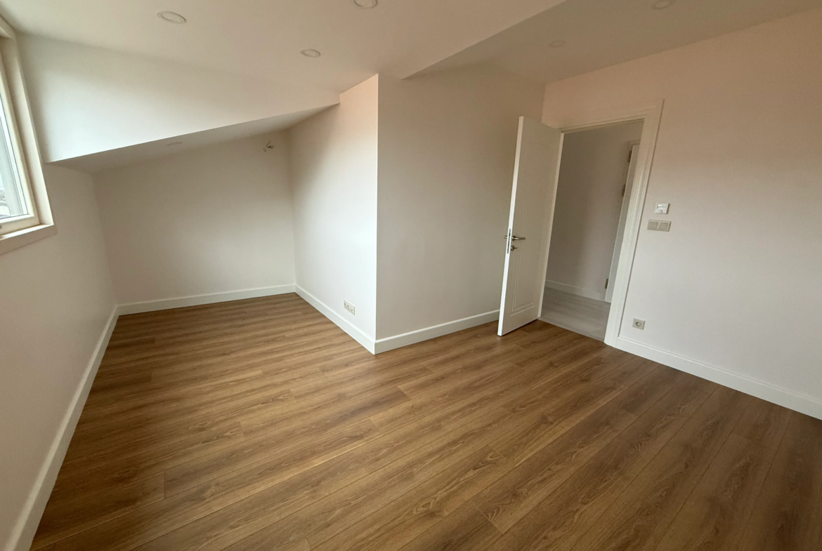 Çengelköy’ün EN Güzel Sokağında Sıfır 3+2 Dubleks Daire