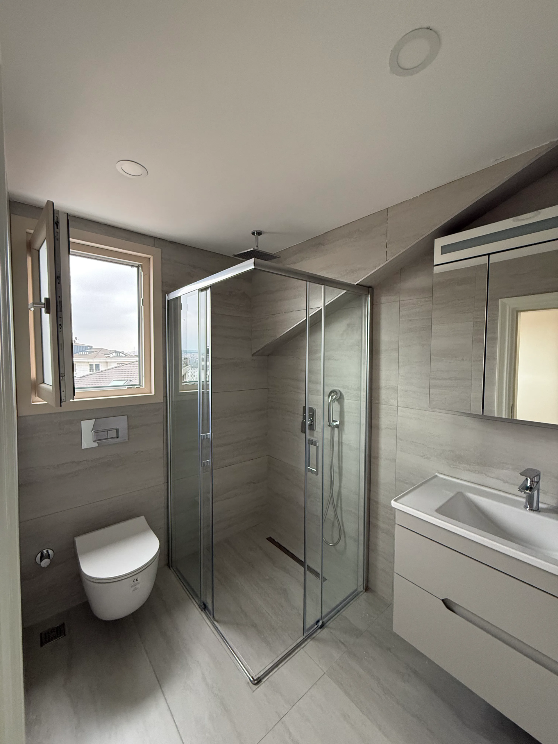 Çengelköy’ün EN Güzel Sokağında Sıfır 3+2 Dubleks Daire