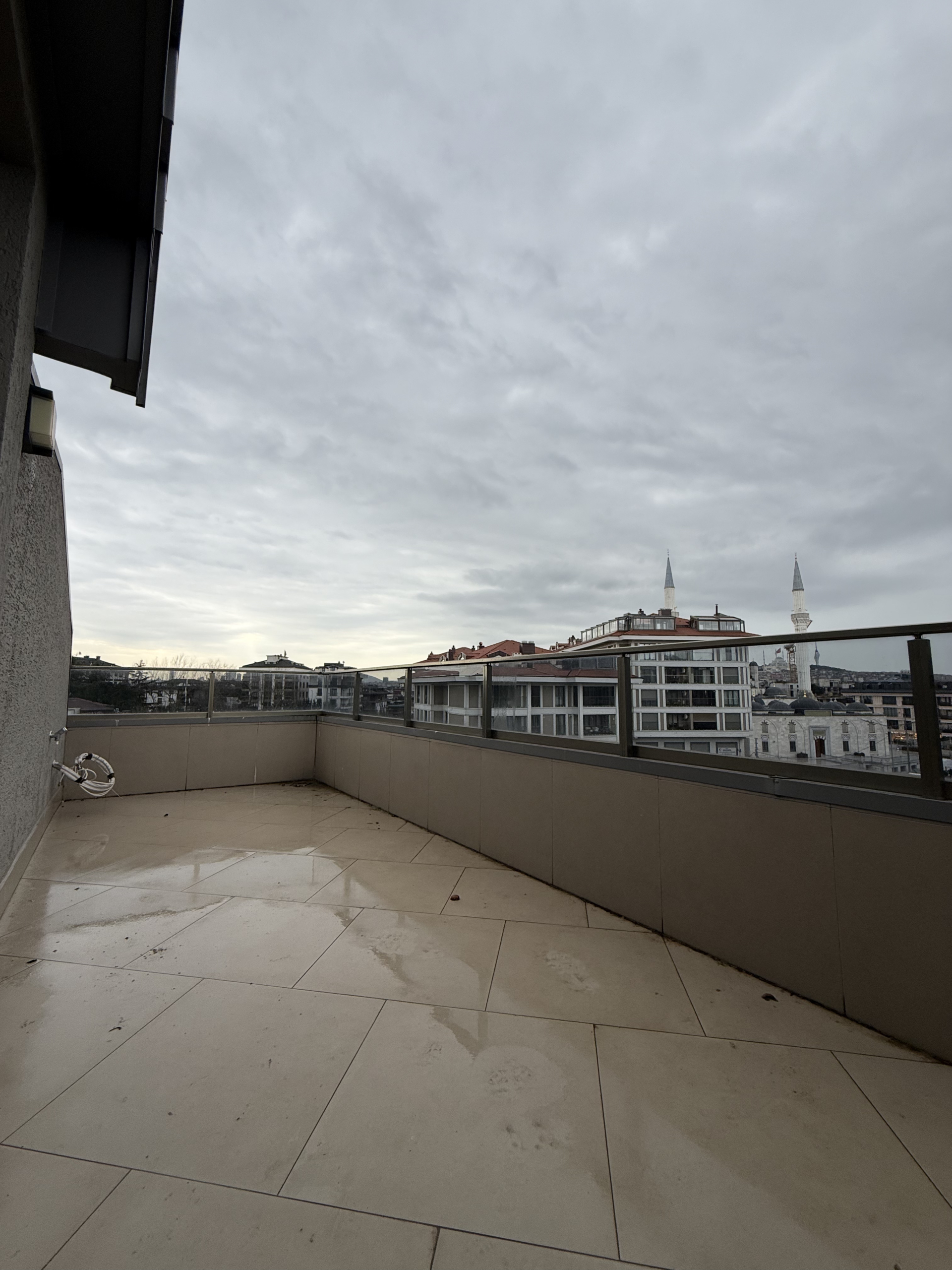 Üsküdar Salacak’ta Satılık 1+1 Sıfır Daire