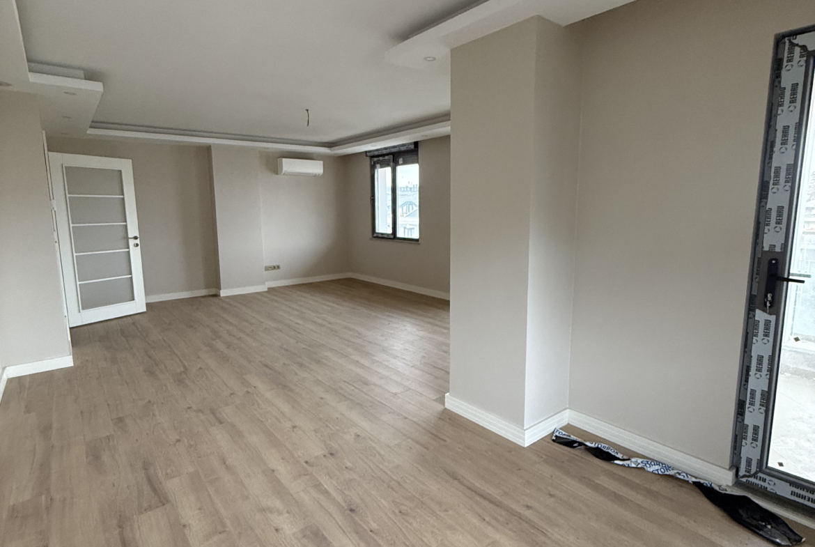 Üsküdar Salacak’ta Satılık 1+1 Sıfır Daire