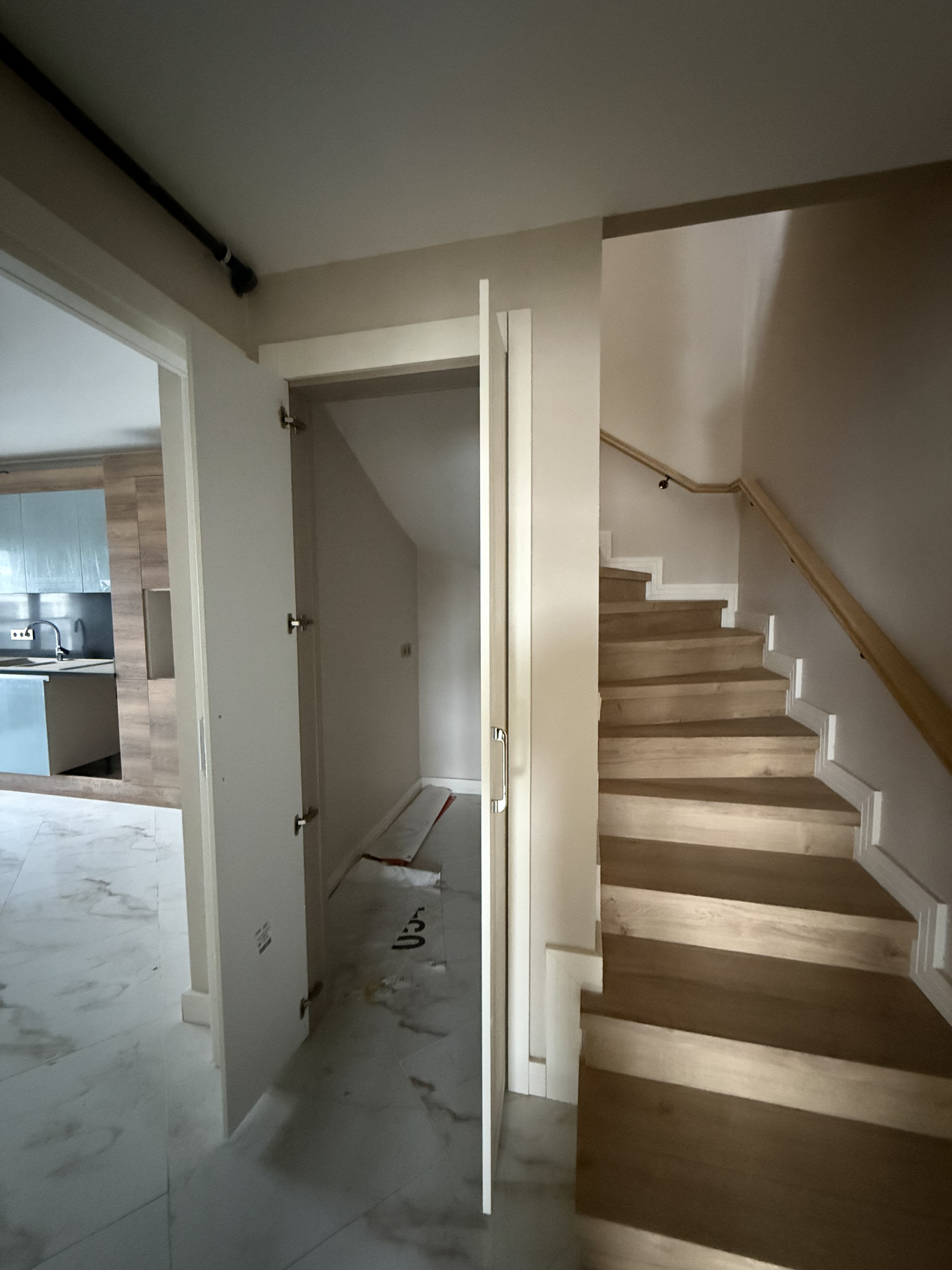 Üsküdar Salacak’ta Satılık 1+1 Sıfır Daire