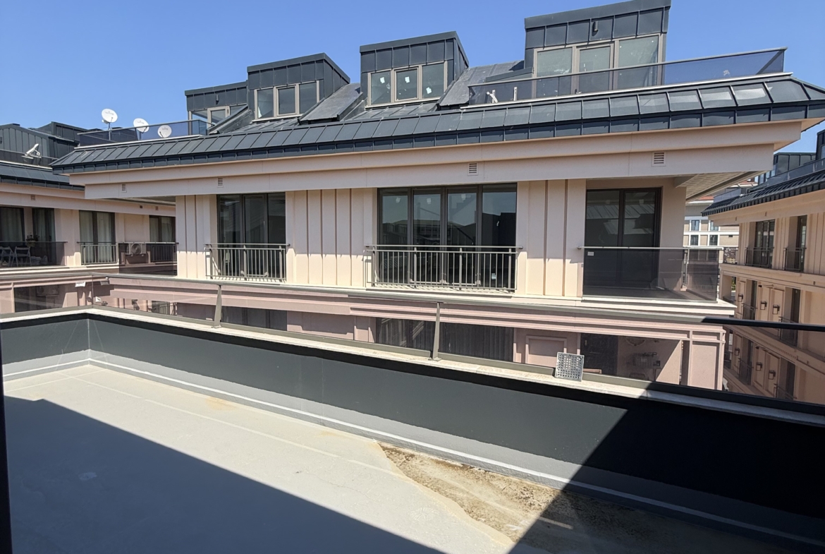 Çengelköy KNC Meydan Avm 5+1 Boğaz Manzaralı Lüks Dubleks Daire