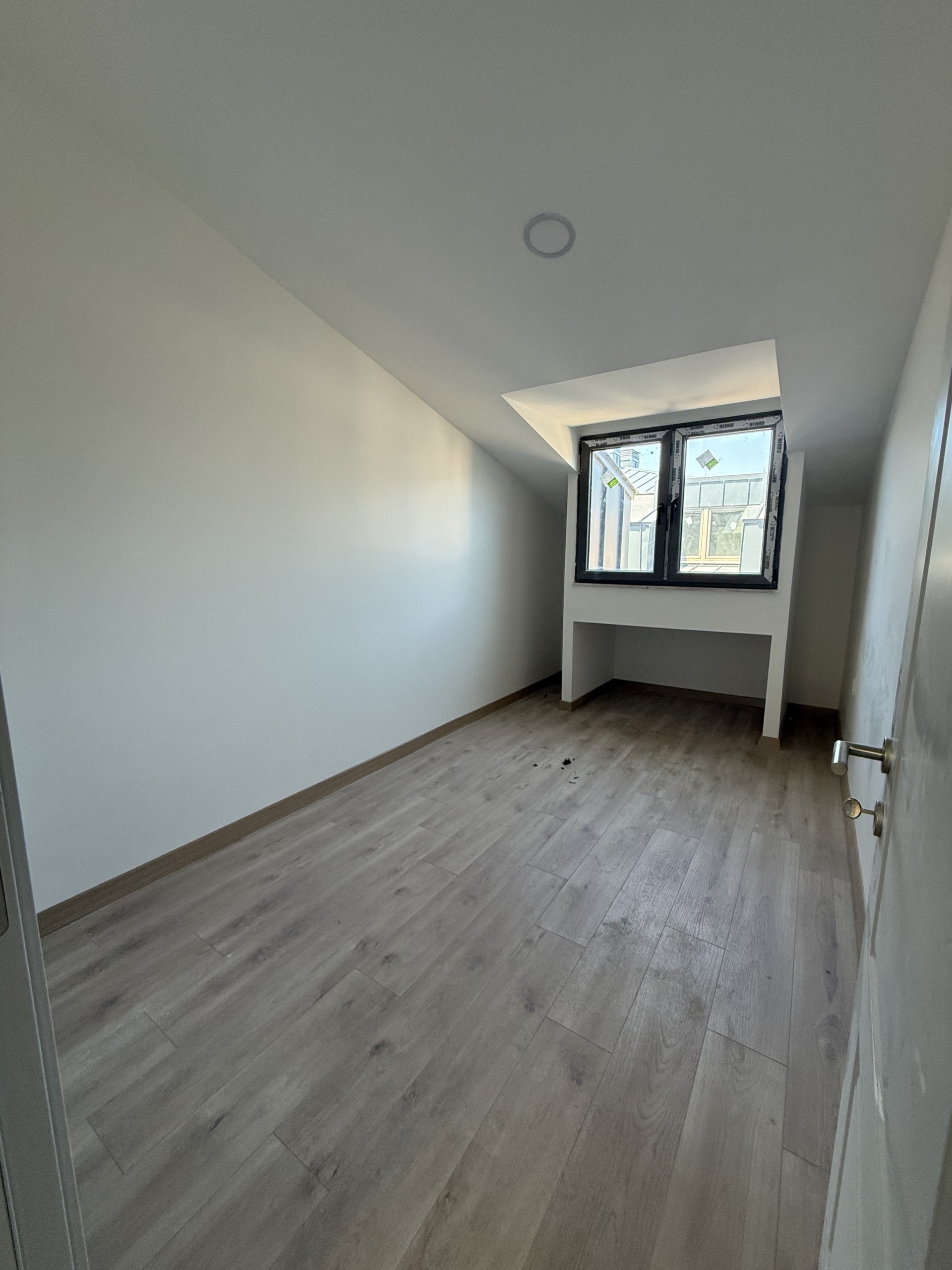 Çengelköy KNC Meydan Avm 5+1 Boğaz Manzaralı Lüks Dubleks Daire